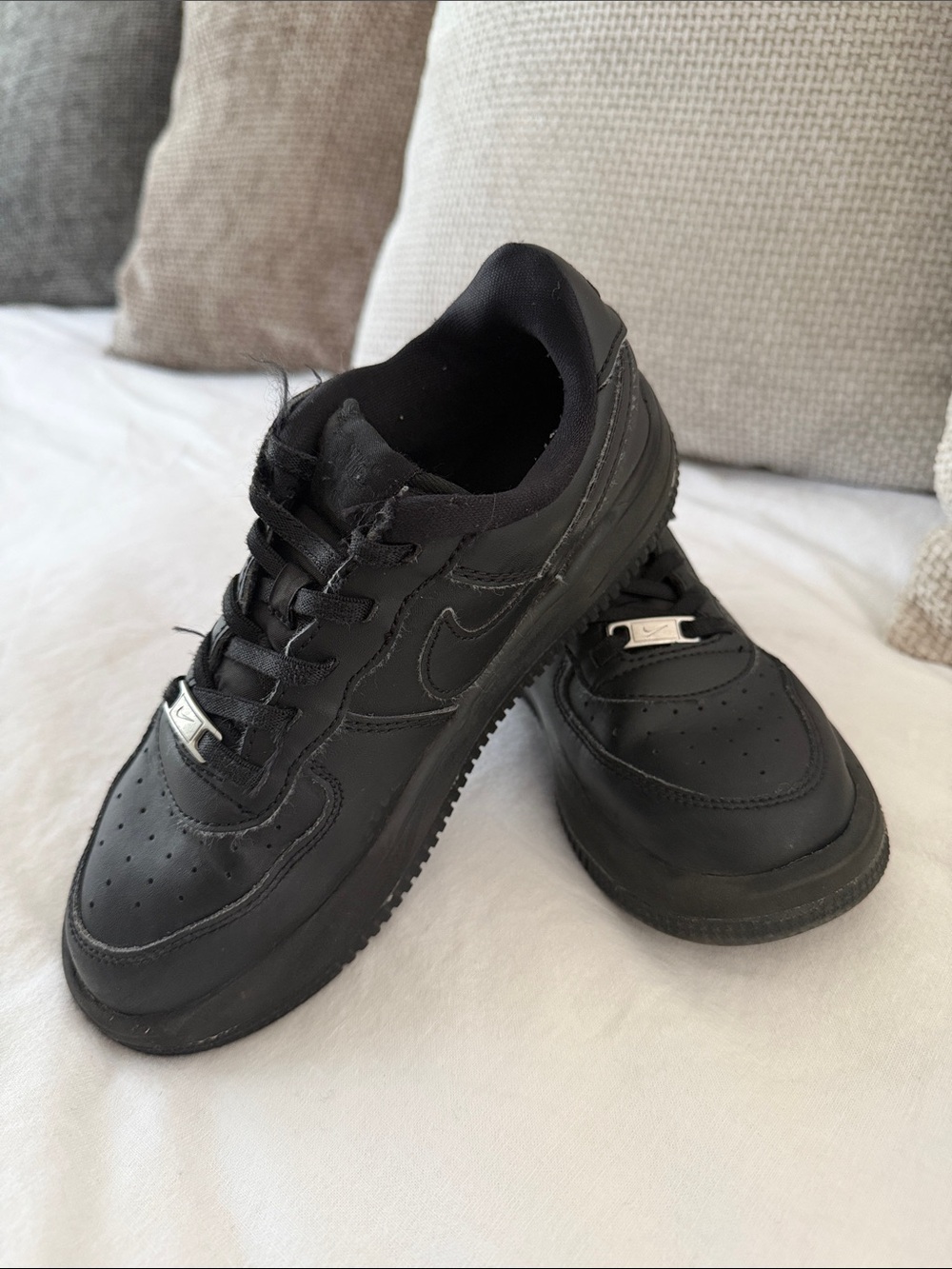 Nike Black Leather Low-Top Sneakers